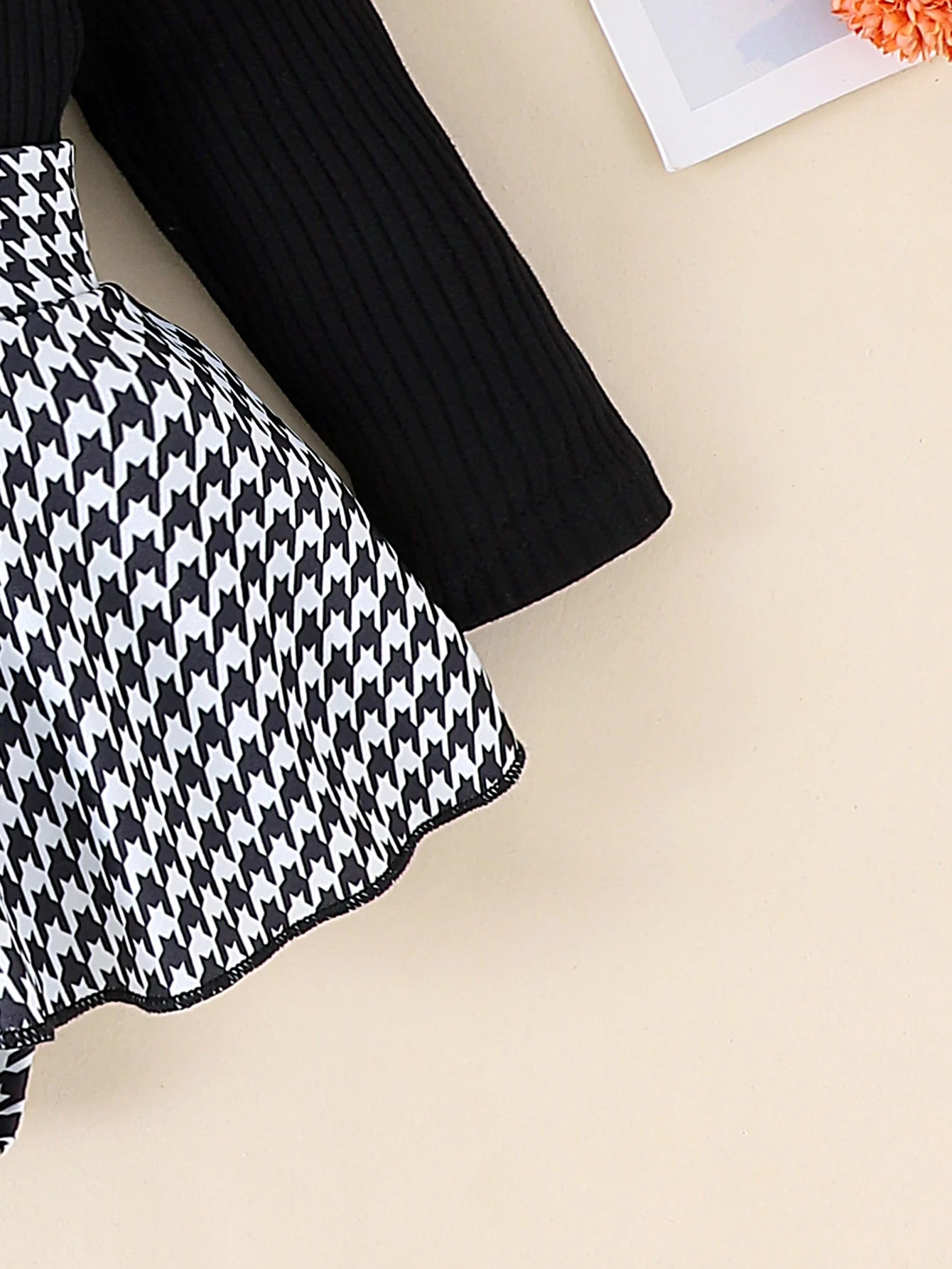 Autumn Set for Girls 0-1 Years Old – Black Top + Houndstooth Skirt