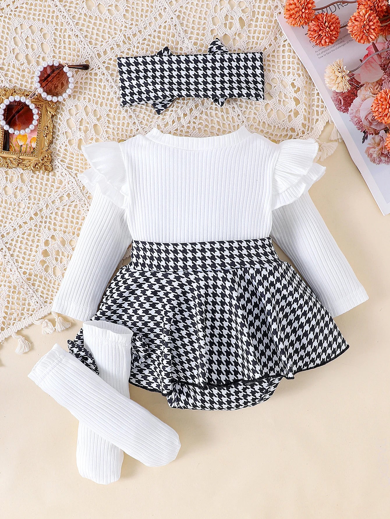 Autumn Set for Girls 0-1 Years Old – Black Top + Houndstooth Skirt