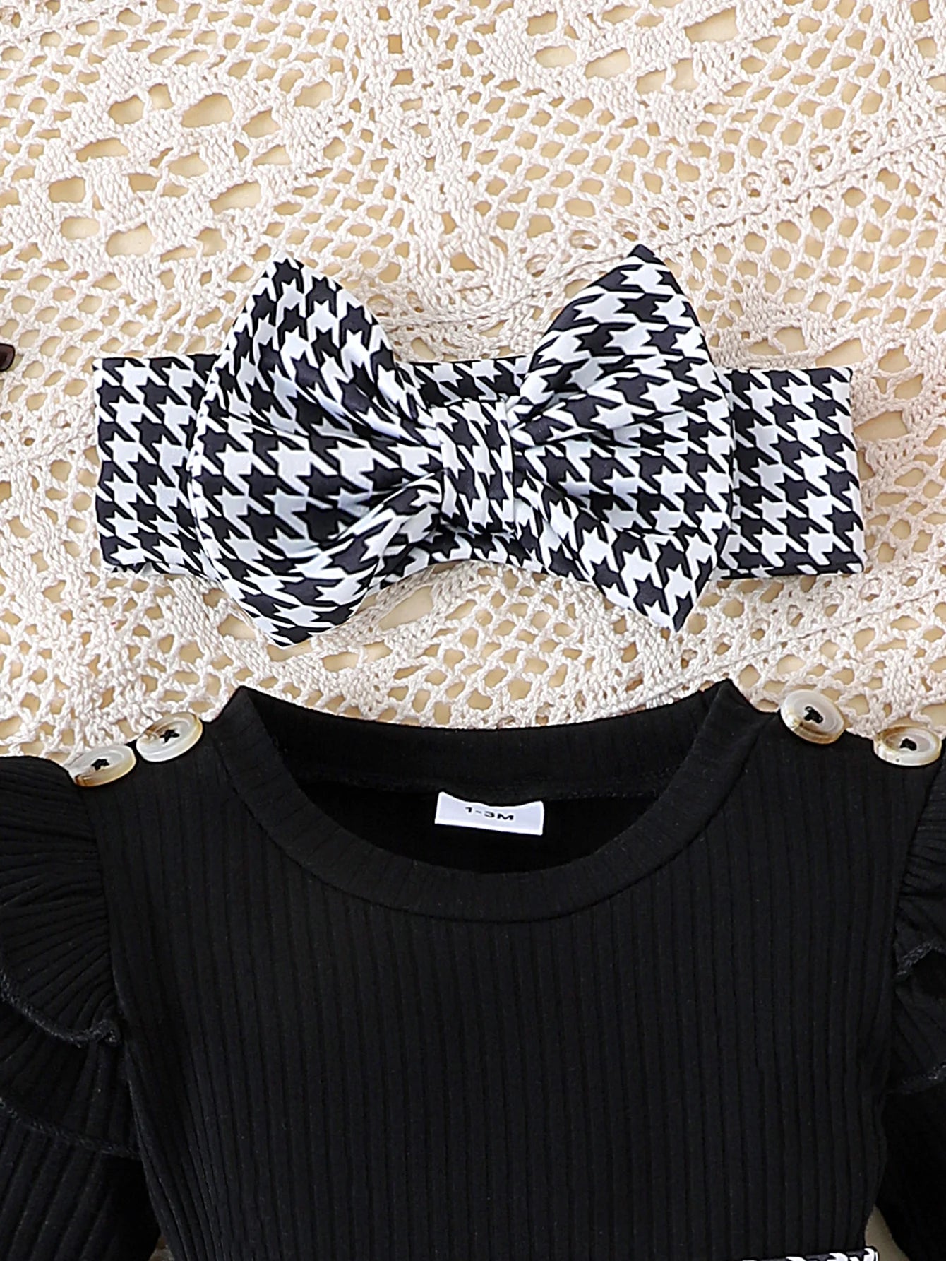 Autumn Set for Girls 0-1 Years Old – Black Top + Houndstooth Skirt