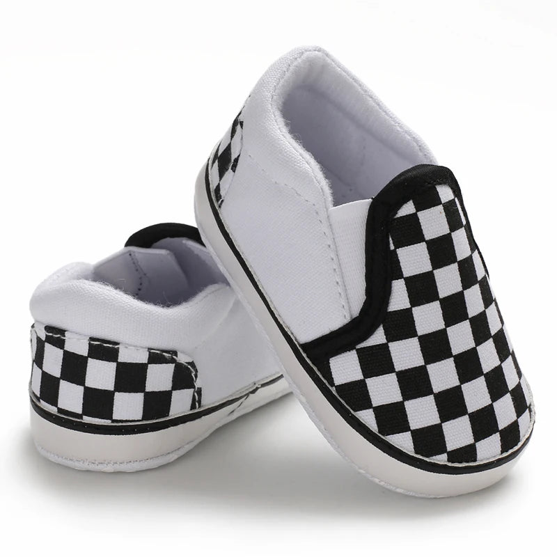 0-18M Newborn Baby Shoes for Boys First Walker Classic Canvas Casual Sports Shoes Soft Sole Comfortable Walking Shoes