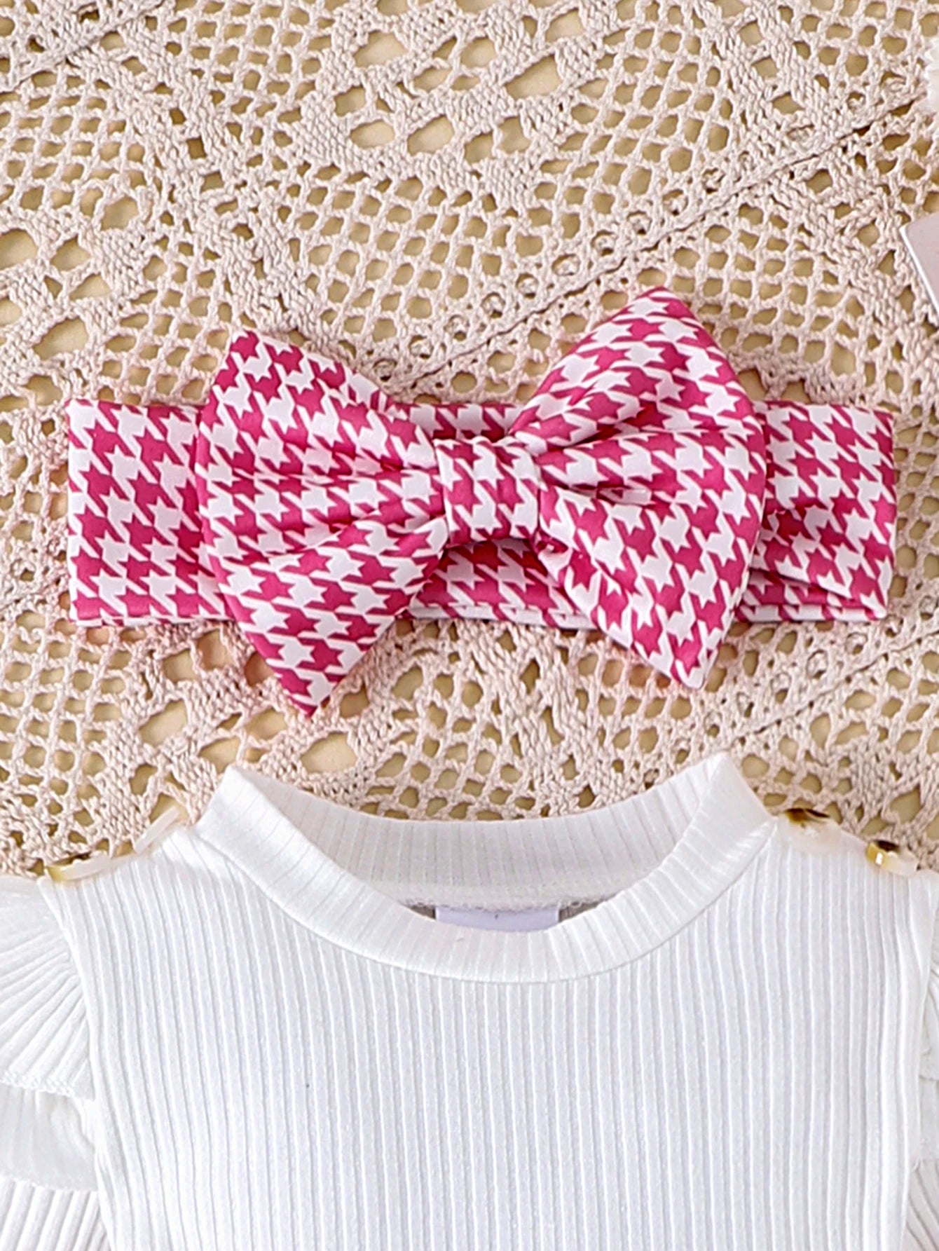 Autumn Set for Girls 0-1 Years Old – Black Top + Houndstooth Skirt