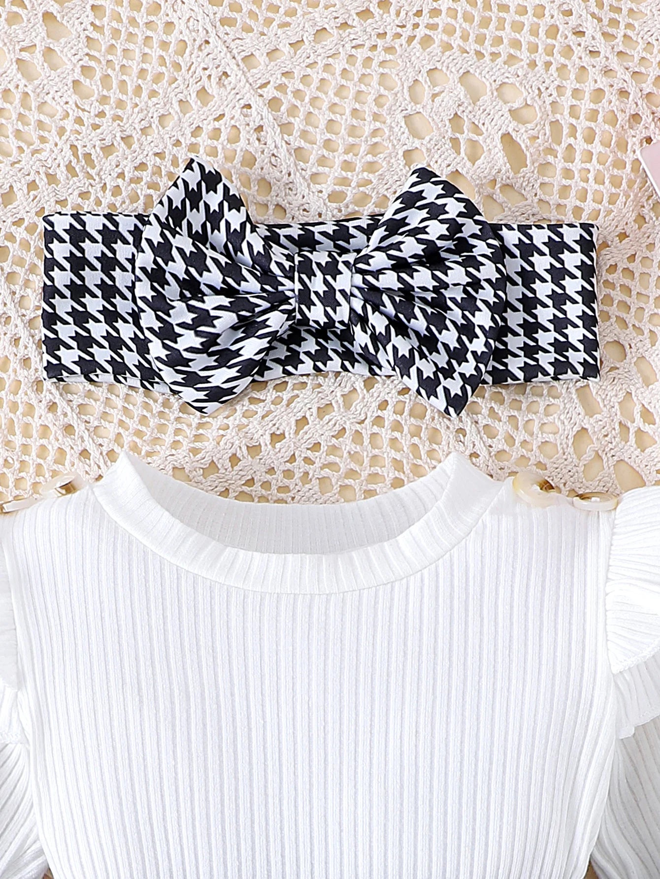 Autumn Set for Girls 0-1 Years Old – Black Top + Houndstooth Skirt
