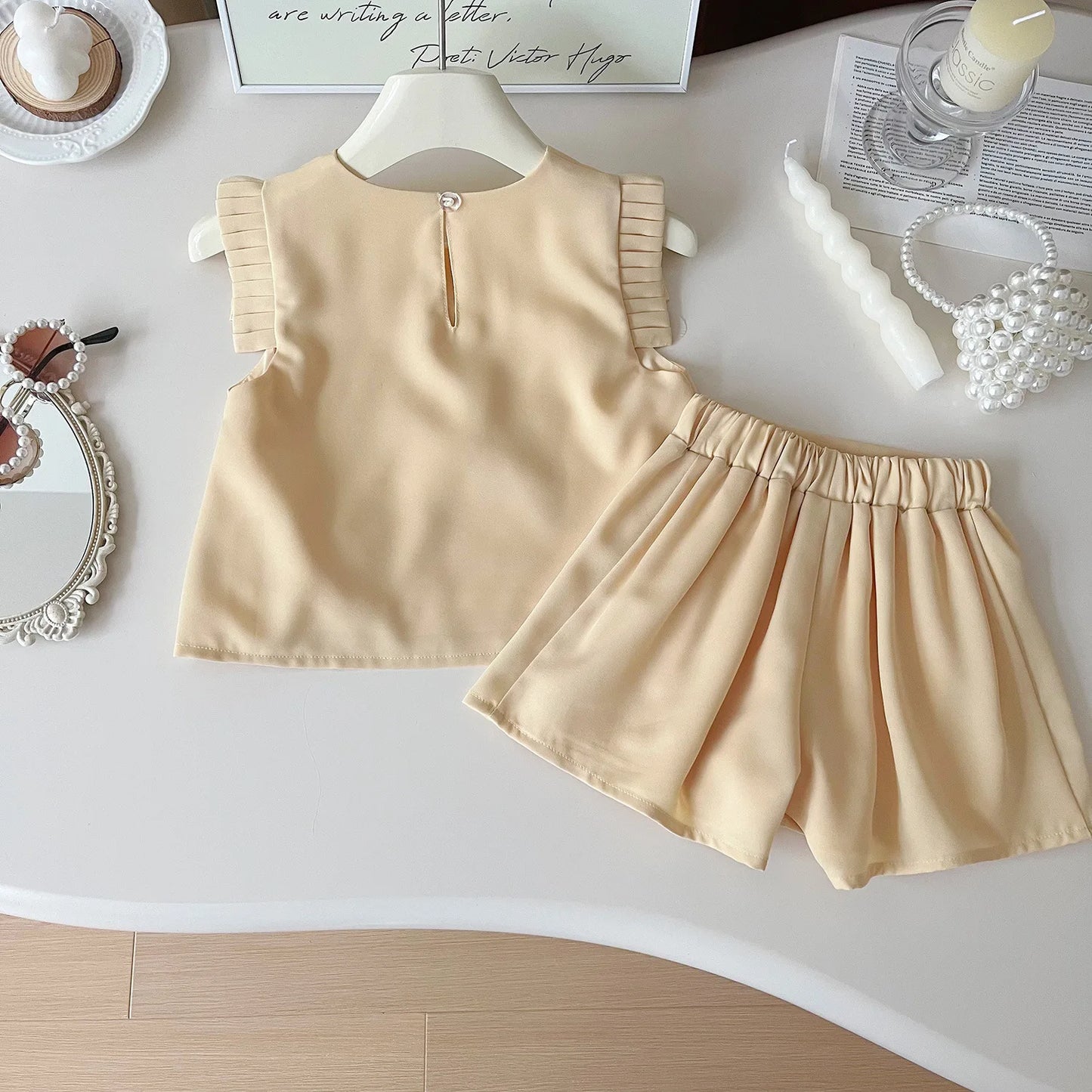 Girls' Summer Set – 2 Pieces with Little Flowers