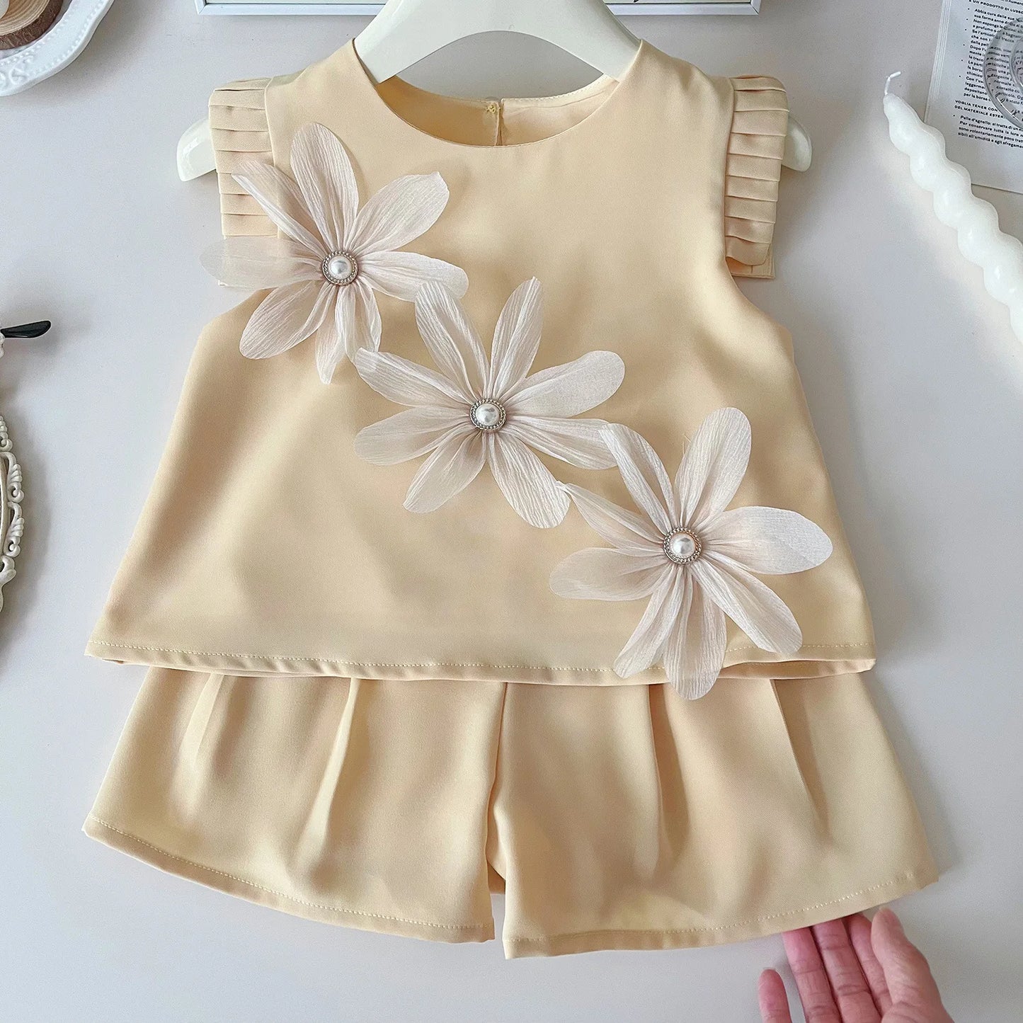 Girls' Summer Set – 2 Pieces with Little Flowers